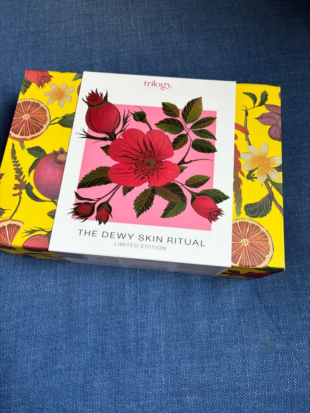 Trilogy dewy skin ritual Pink Rosehip Moisturizing Cleanser & Serum Set
